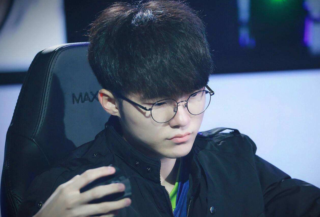 点名撕开防